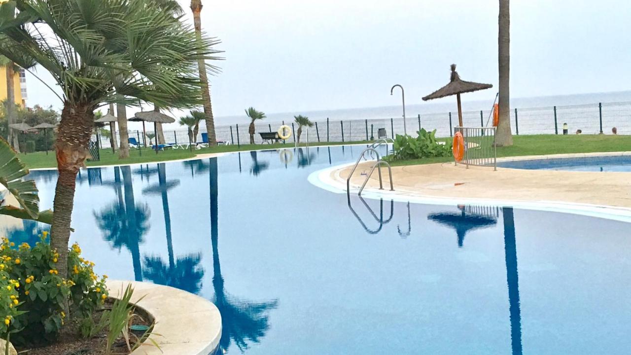 Mi Capricho A16 Beachfront Apartment Sitio de Calahonda Exterior foto
